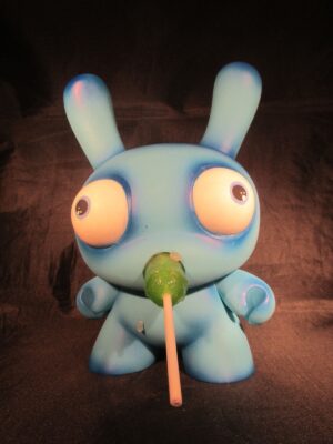 Custom Dunny 8 inch - Candy Licker (Blue) by Shawn Wigs - Exclusive U.S. import - Image 6