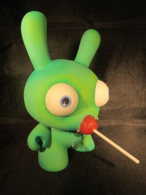 Custom Dunny 8 inch - Candy Licker (Green) by Shawn Wigs - Exclusive U.S. import - Image 2