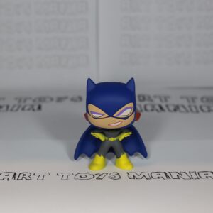 Mystery Minis DC Universe Batgirl blue happy 1/18