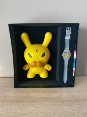 Kidrobot x Swatch - Tennis Pro Dunny & Watch by Frank Kozik (Limited Edition) - Image 2